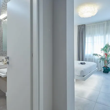 Bed and Breakfast Via Roma 25 B&B *